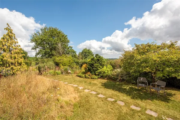 Logmore Green Cottages, Logmore Lane, RH4 photo 20