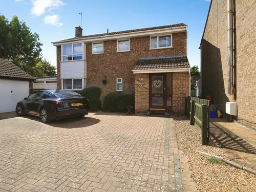 Partridge Close, Yaxley, Peterboroughphoto