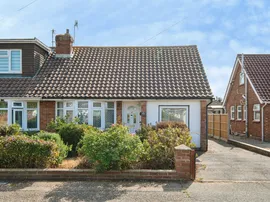 Freshfields Close, LANCING photo