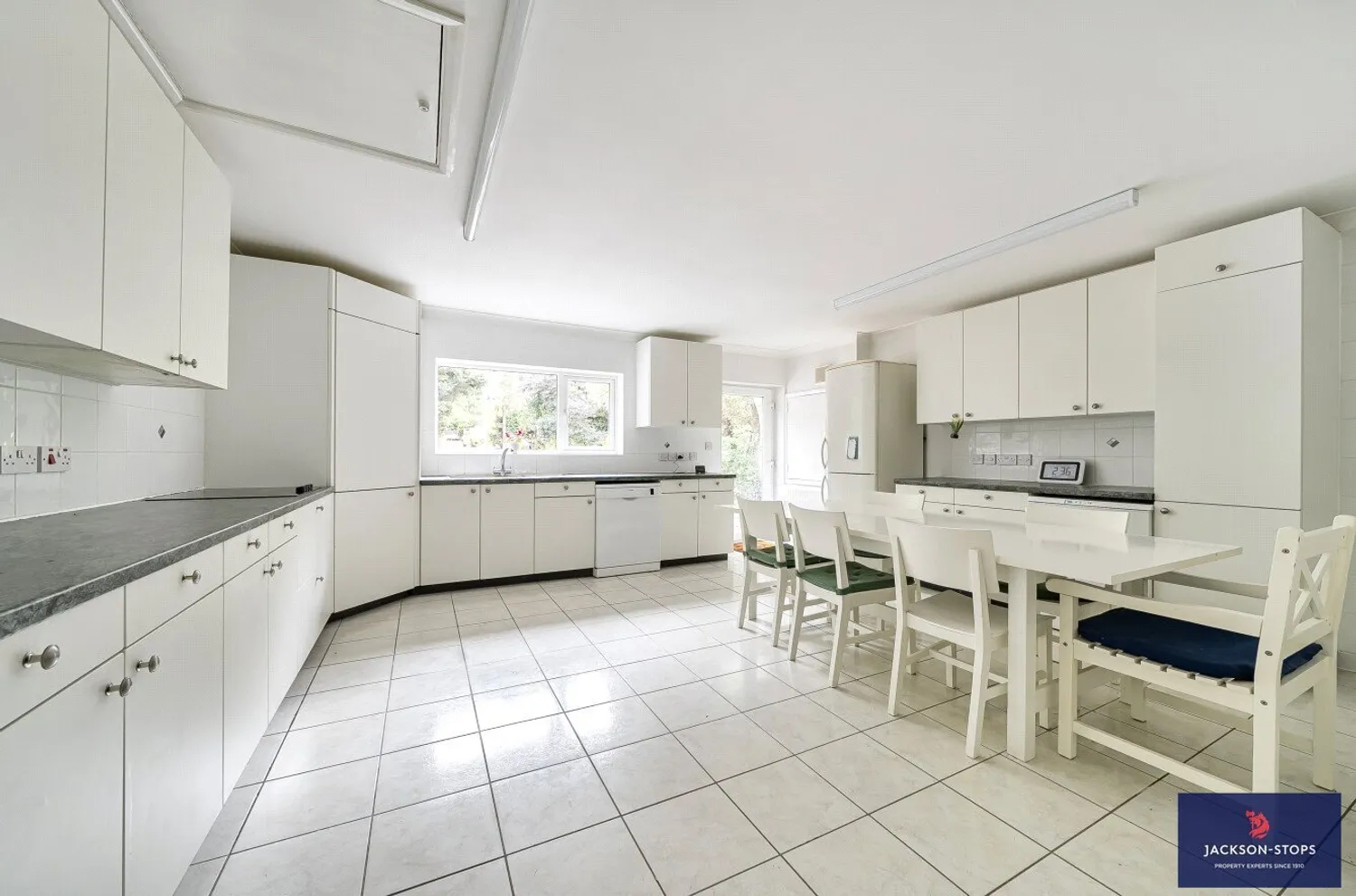 West End, Haynes, MK45 photo 9