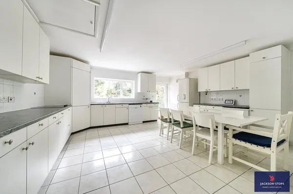 West End, Haynes, MK45 photo 9