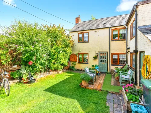 Chapel Street, Ringstead, KETTERINGphoto