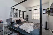 Brading Crescent, London
