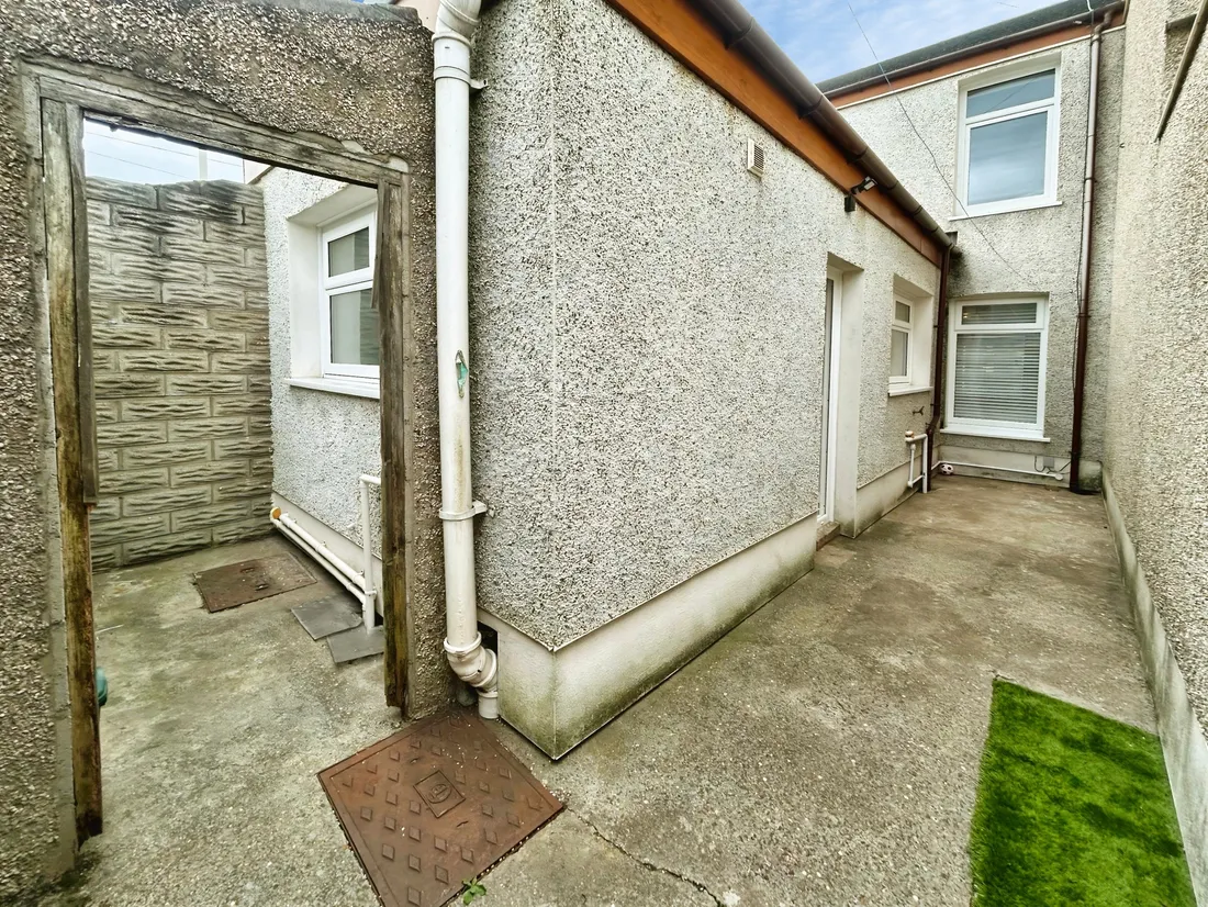 Property photo 12