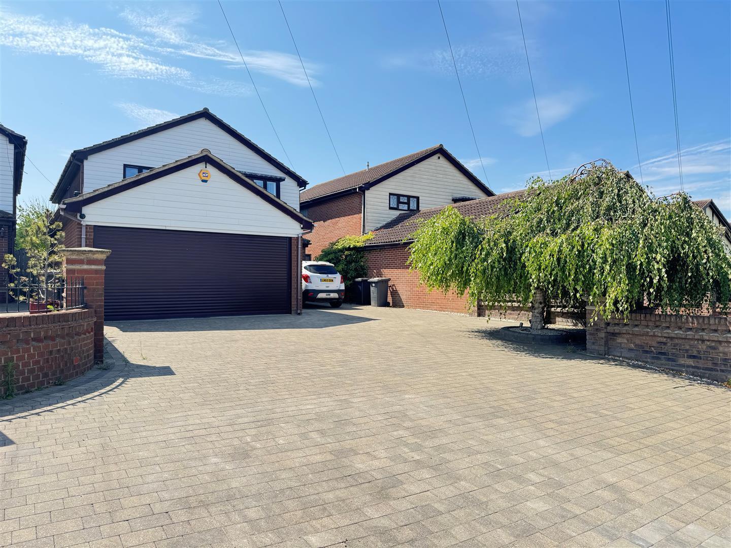 Lower Road, Hullbridge, Hockley Image 27