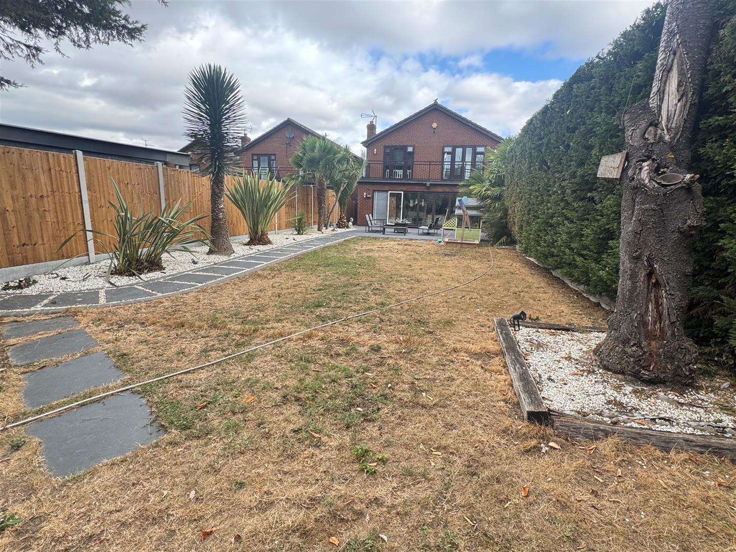 Lower Road, Hullbridge, Hockley Image 35