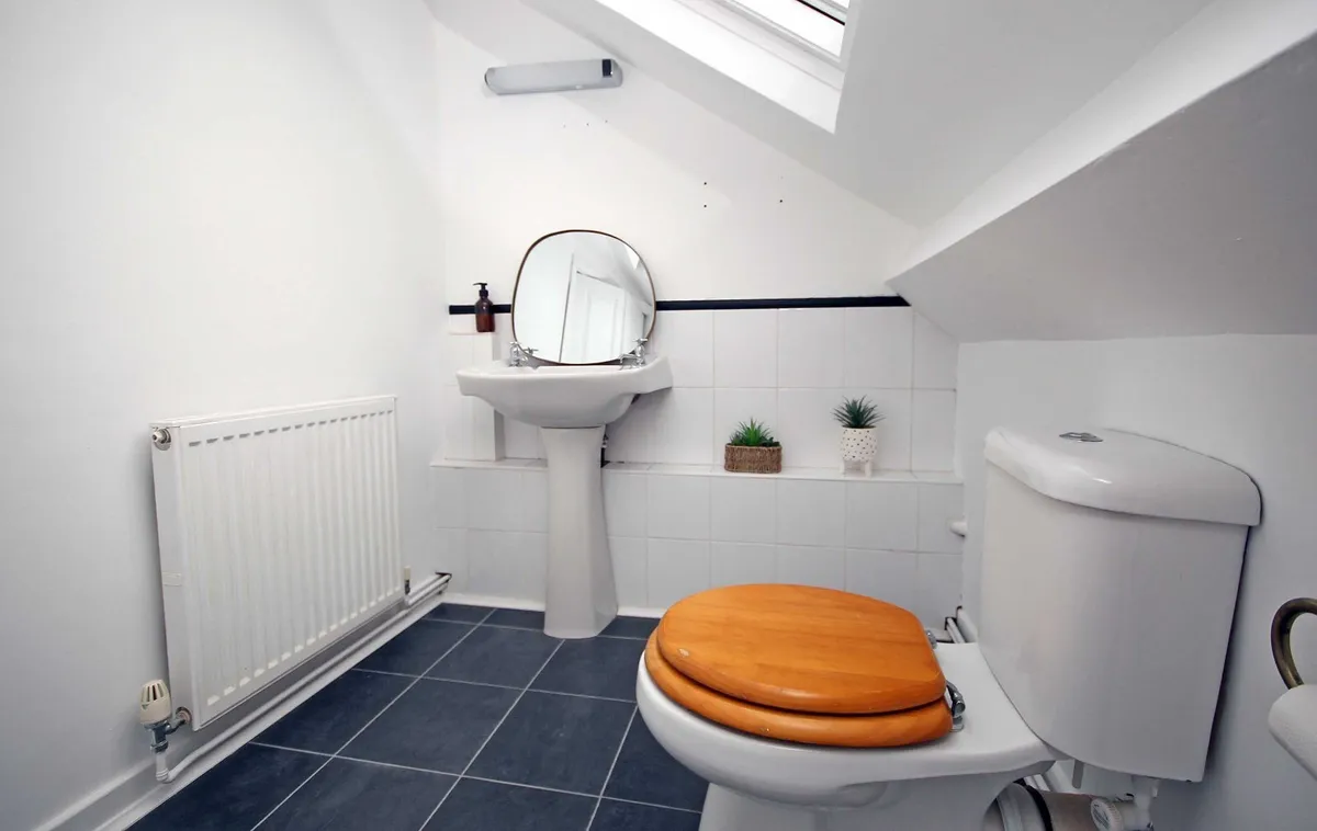 Caernarfon Road, Y Felinheli, Gwynedd, LL56