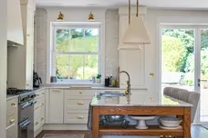 Russell Close, Tadworth, KT20 photo 4