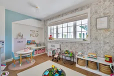 Russell Close, Tadworth, KT20 photo 9