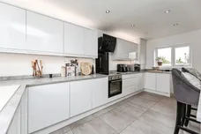 Woollin Avenue, Tingley, Wakefield