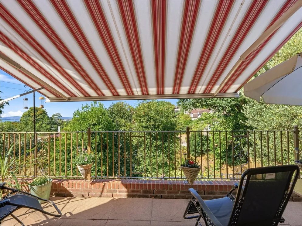 Property carousel item 29
