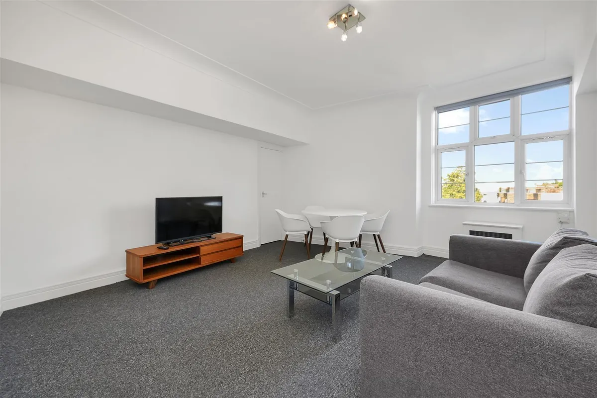 College Crescent, London, NW3