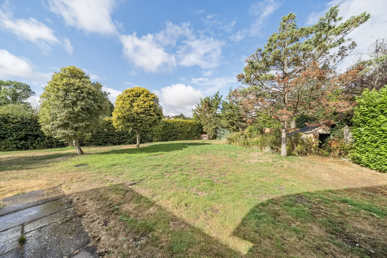 Church Street, Collingbourne, SN8 photo 3