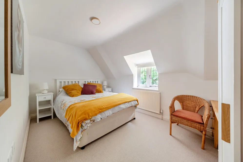 Church Street, Collingbourne, SN8 photo 10
