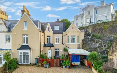 St. Lukes Road, Torquay