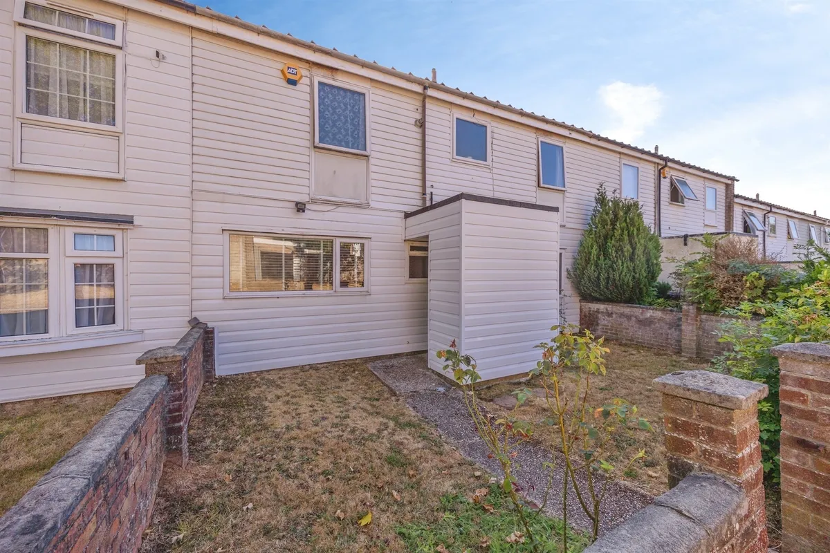 Curlew Gardens, Waterlooville