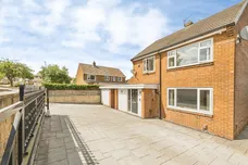 Pontey Drive, Waterloo, Huddersfield
