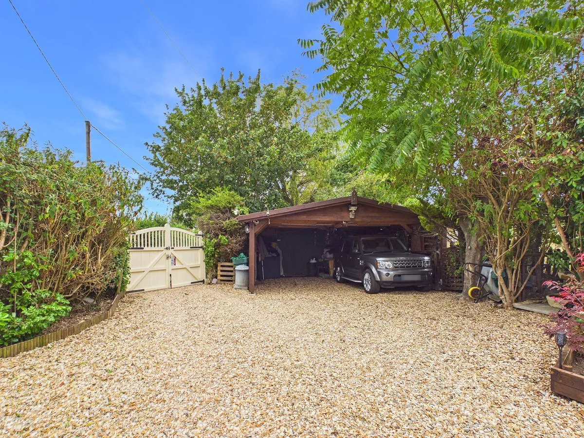 Gileston, CF62 4HX