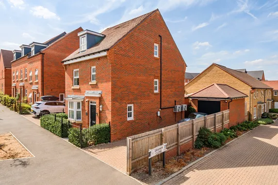 Montgomery Avenue, Aldershot, GU11
