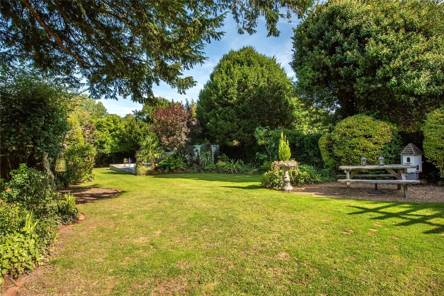 Brockham Green, Brockham, RH3 photo 5