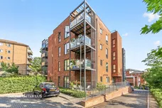 Broadash Close, London