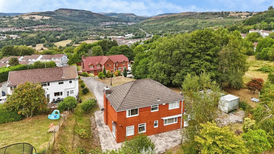 Property photo 35