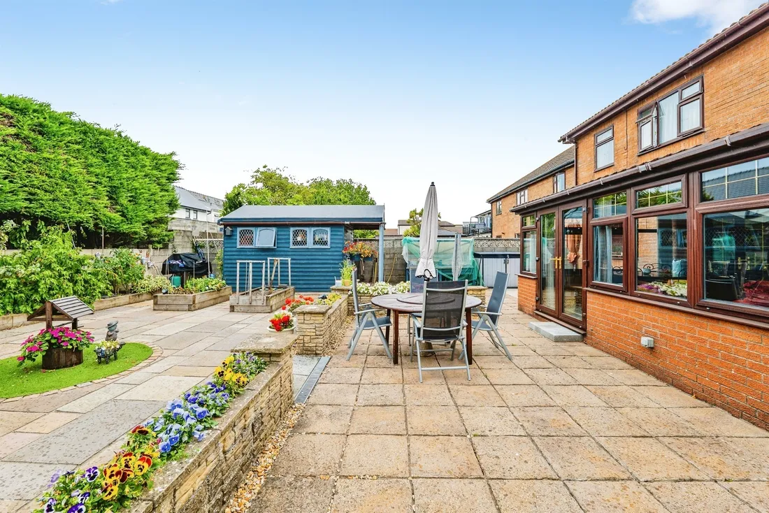Property photo 28