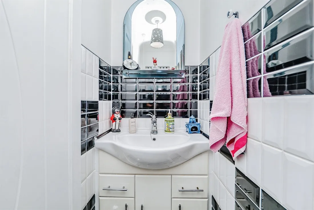 Property photo 25