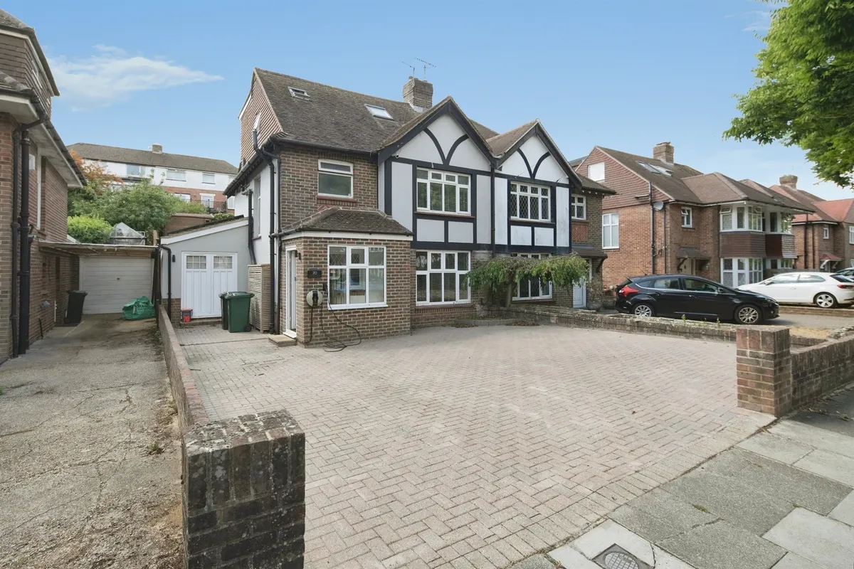 Goldstone Crescent, Hove