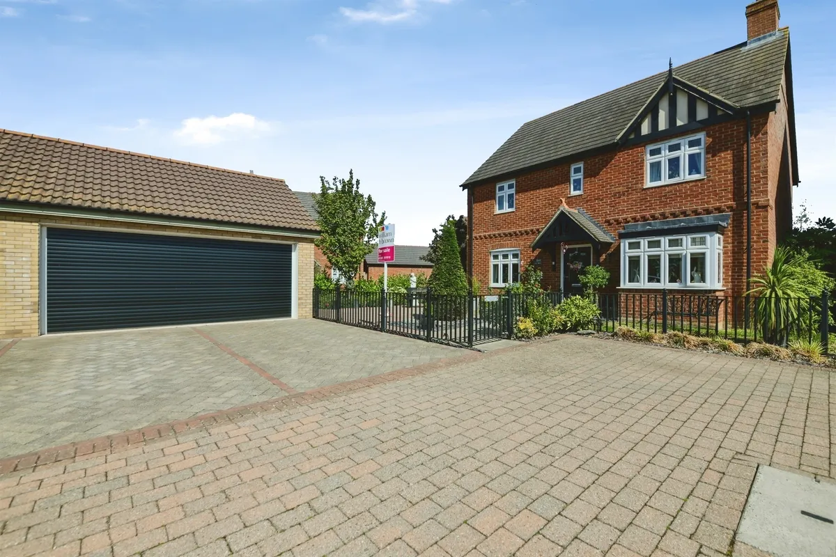 Field Drive, Wyberton, Boston