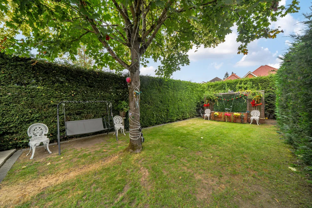 Lower Road, Gerrards Cross, SL9 photo 3