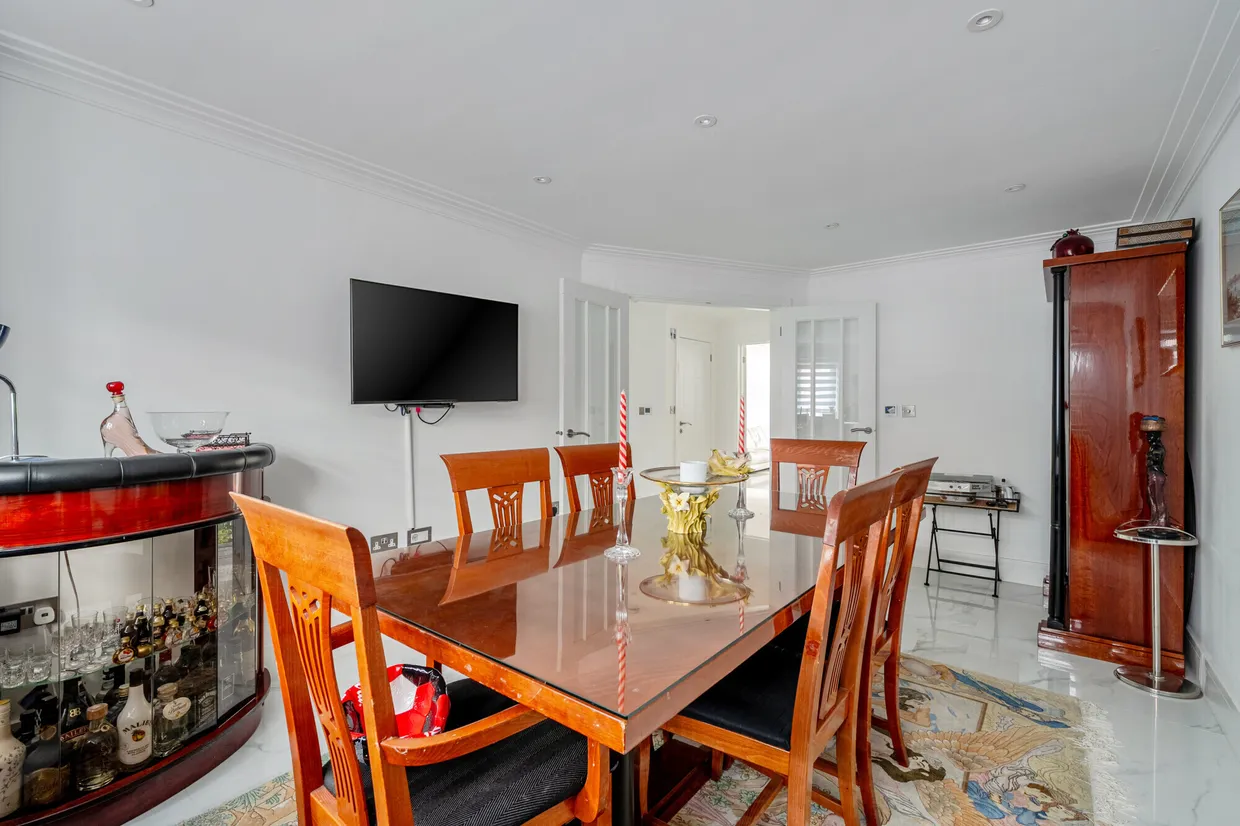 Lower Road, Gerrards Cross, SL9 photo 5
