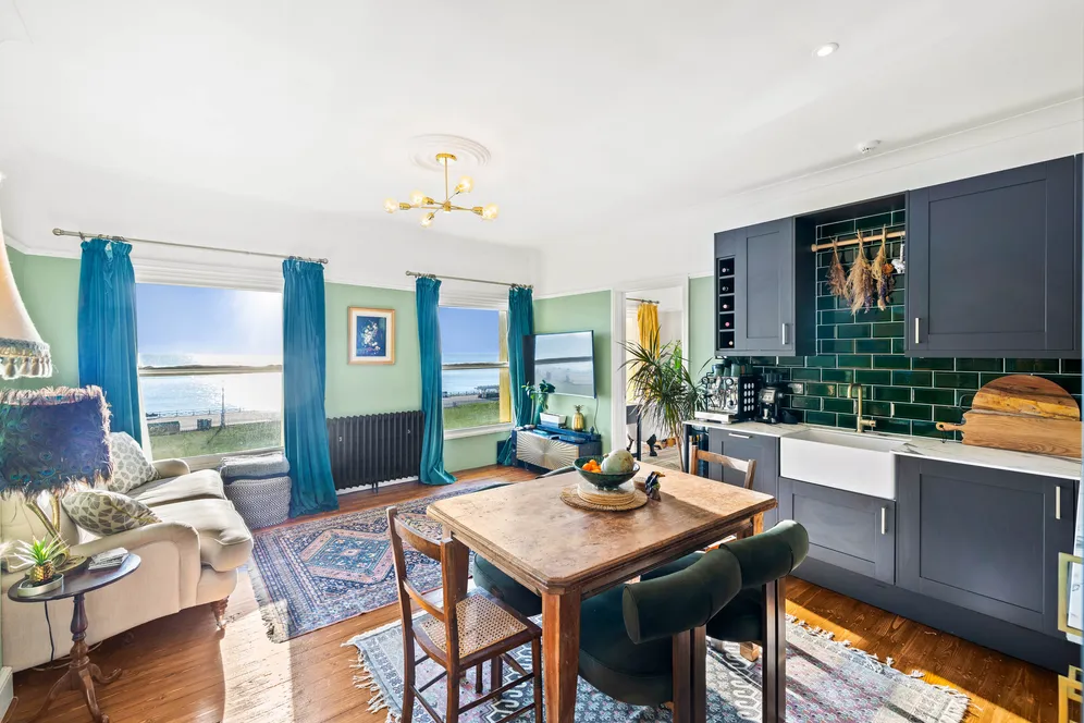 Brunswick Terrace, Hove, BN3 photo 2