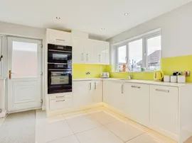 Caledonia Court, Kirkhamgate, Wakefield thumb 2