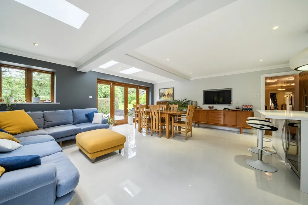 Wildgoose Drive, Horsham, RH12 photo 3