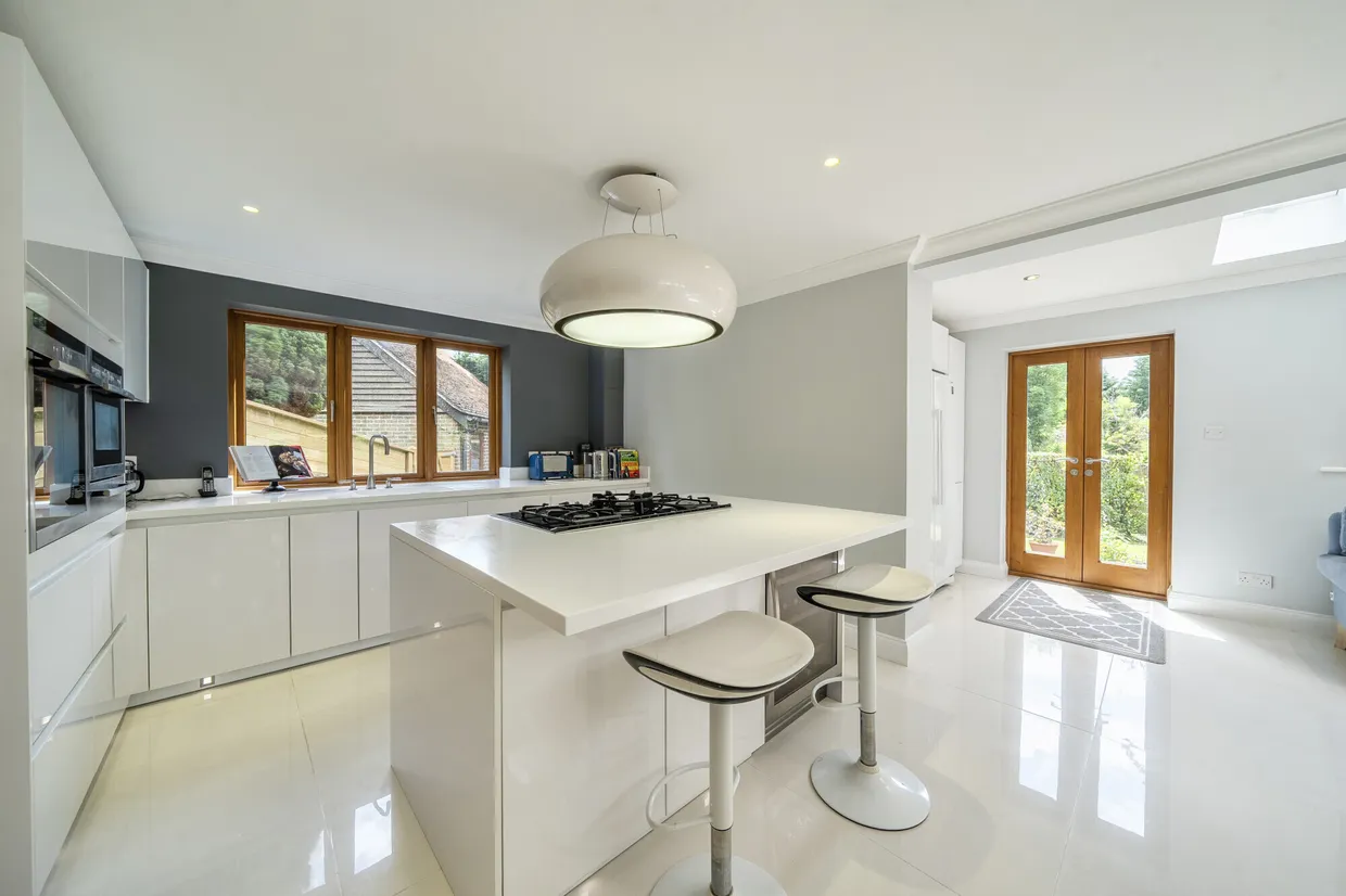 Wildgoose Drive, Horsham, RH12 photo 4