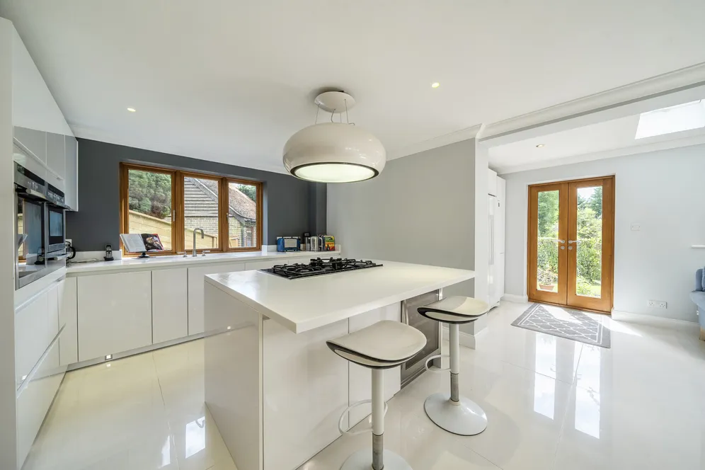 Wildgoose Drive, Horsham, RH12 photo 4