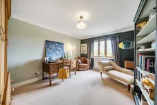 Wildgoose Drive, Horsham, RH12 photo 8
