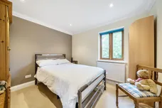 Wildgoose Drive, Horsham, RH12 photo 16