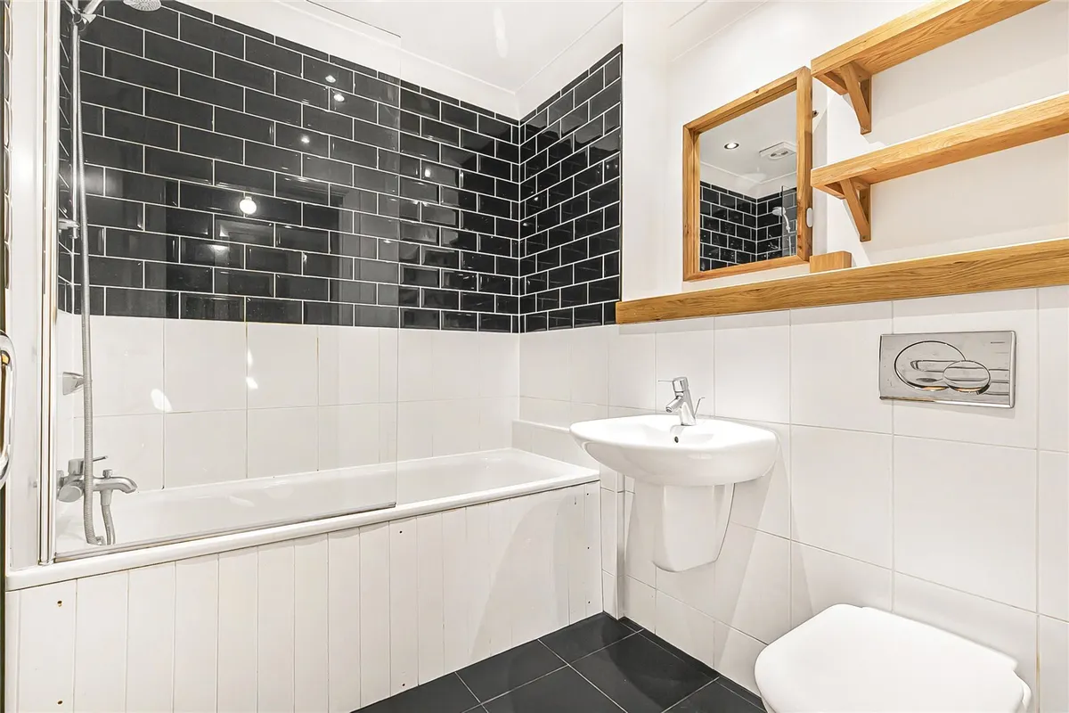 Reliance Way, Oxford, Oxfordshire, OX4
