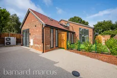 Holmwood Close, Cheam