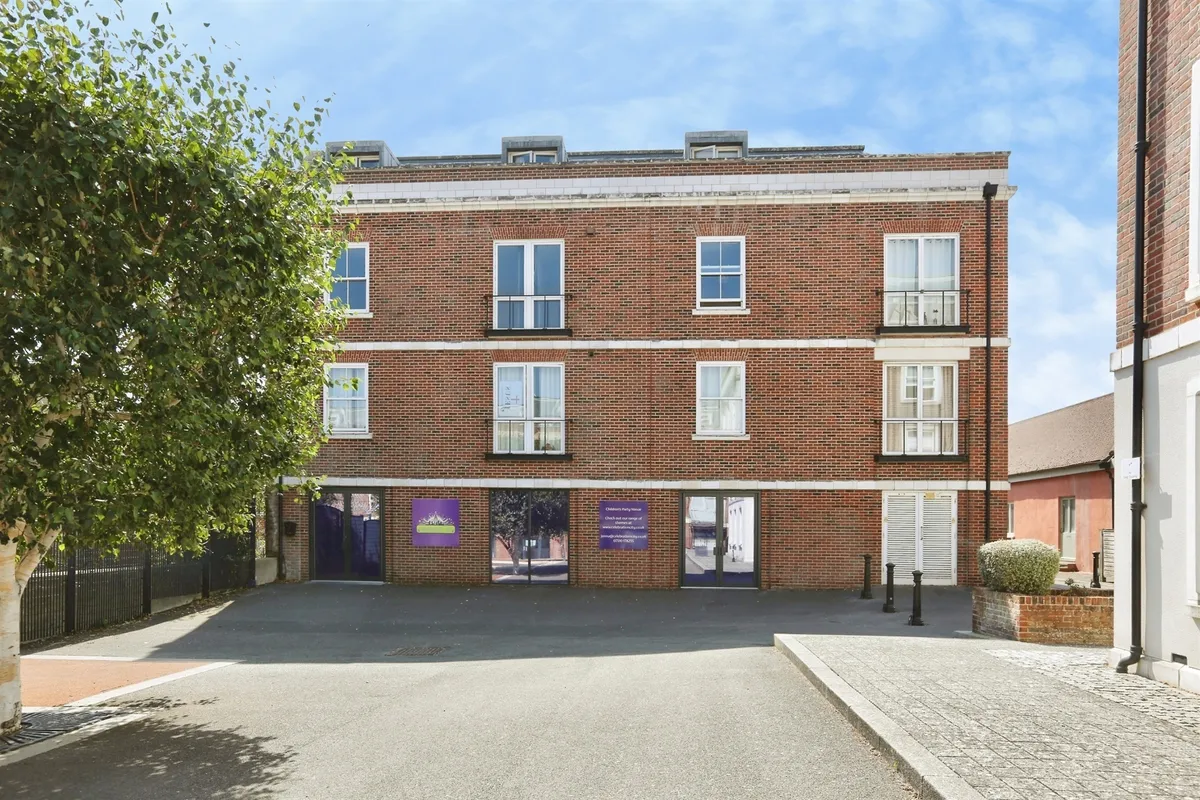 Cooperage Green, Gosport
