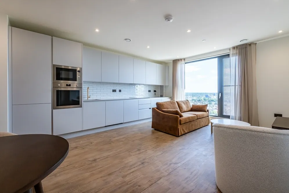 The Eades, 11 Selborne Road London E17 photo 3