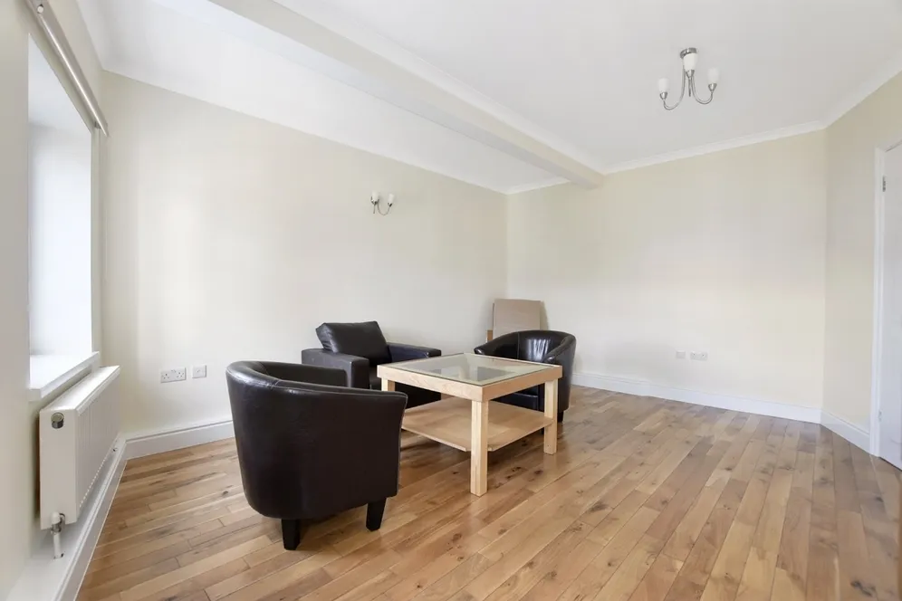 Ridge Road London NW2 photo 2