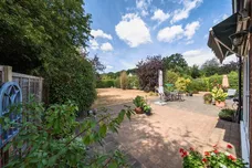 Roestock Lane, St. Albans, AL4 photo 13