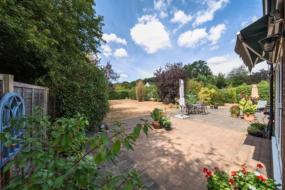 Roestock Lane, St. Albans, AL4 photo 13
