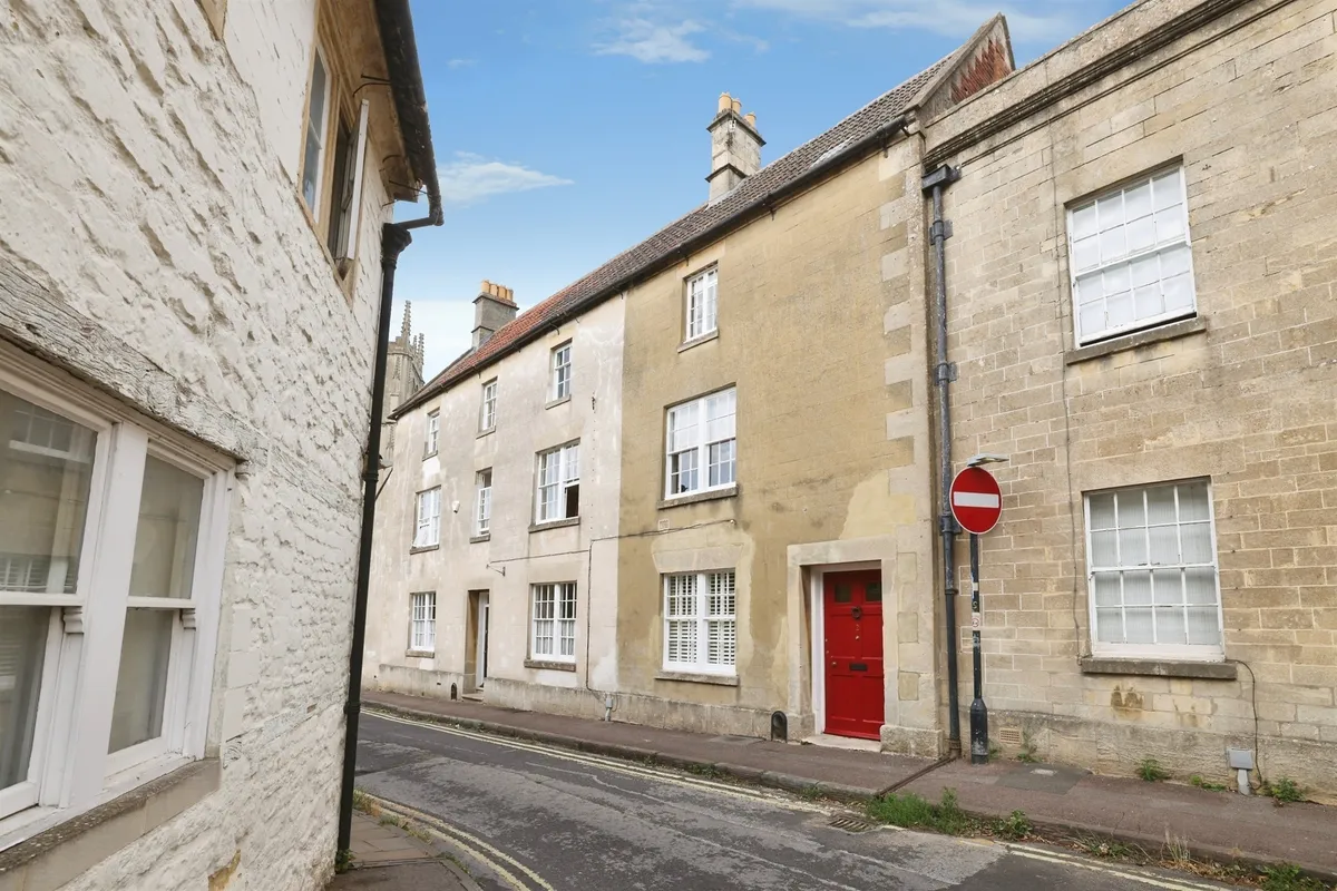 The Green, Calne