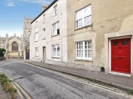 The Green, Calne thumb 2