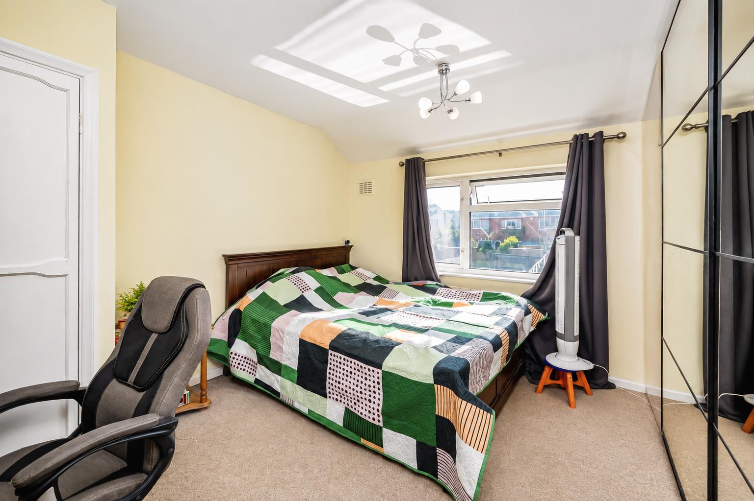 Bowyer Drive, Slough Image 7