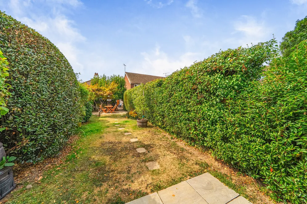 Littlehaven Lane, Horsham, RH12 photo 11